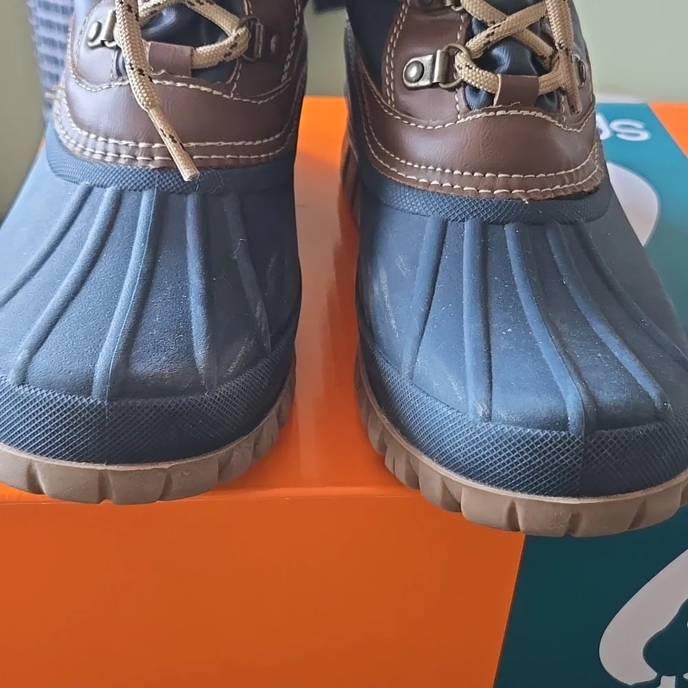 Storm By Cougar Waterproof Boots - Picture 7 of 9
